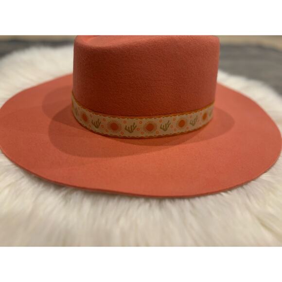 Gigi Pip Dakota Dae Triangle Crown Hat | Pink | XL 61 | NWT main image 10